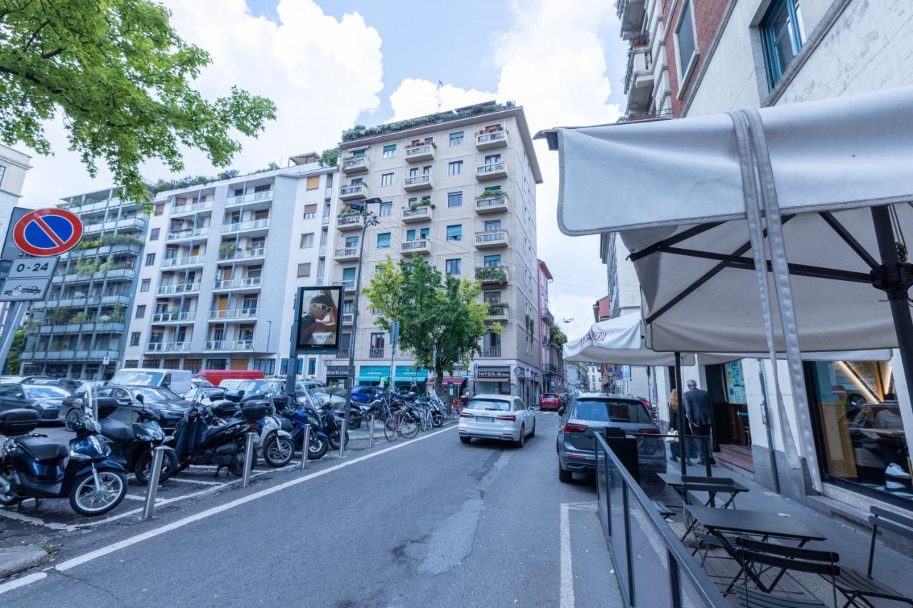 Milan Flat 5 Min From Duomo With Park For Small Cars Exterior photo
